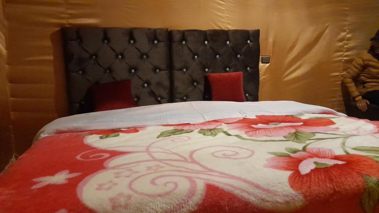 Luxury Trek Desert Camp Merzouga Zewnętrze zdjęcie
