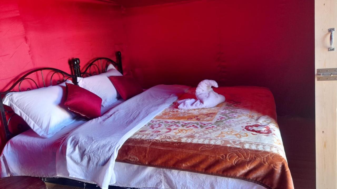Luxury Trek Desert Camp Merzouga Zewnętrze zdjęcie